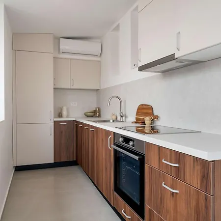 Cozy 1br Retreat Steps From Cismigiu & Old Town Appartement *