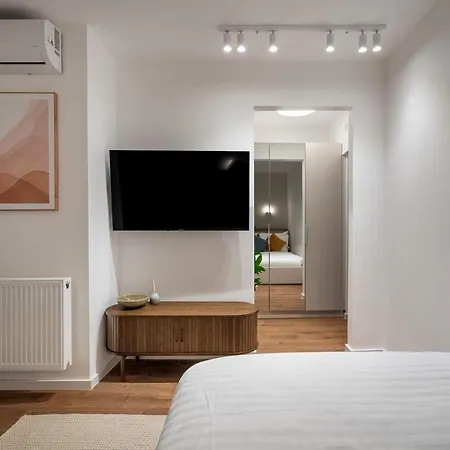 Cozy 1br Retreat Steps From Cismigiu & Old Town Appartement